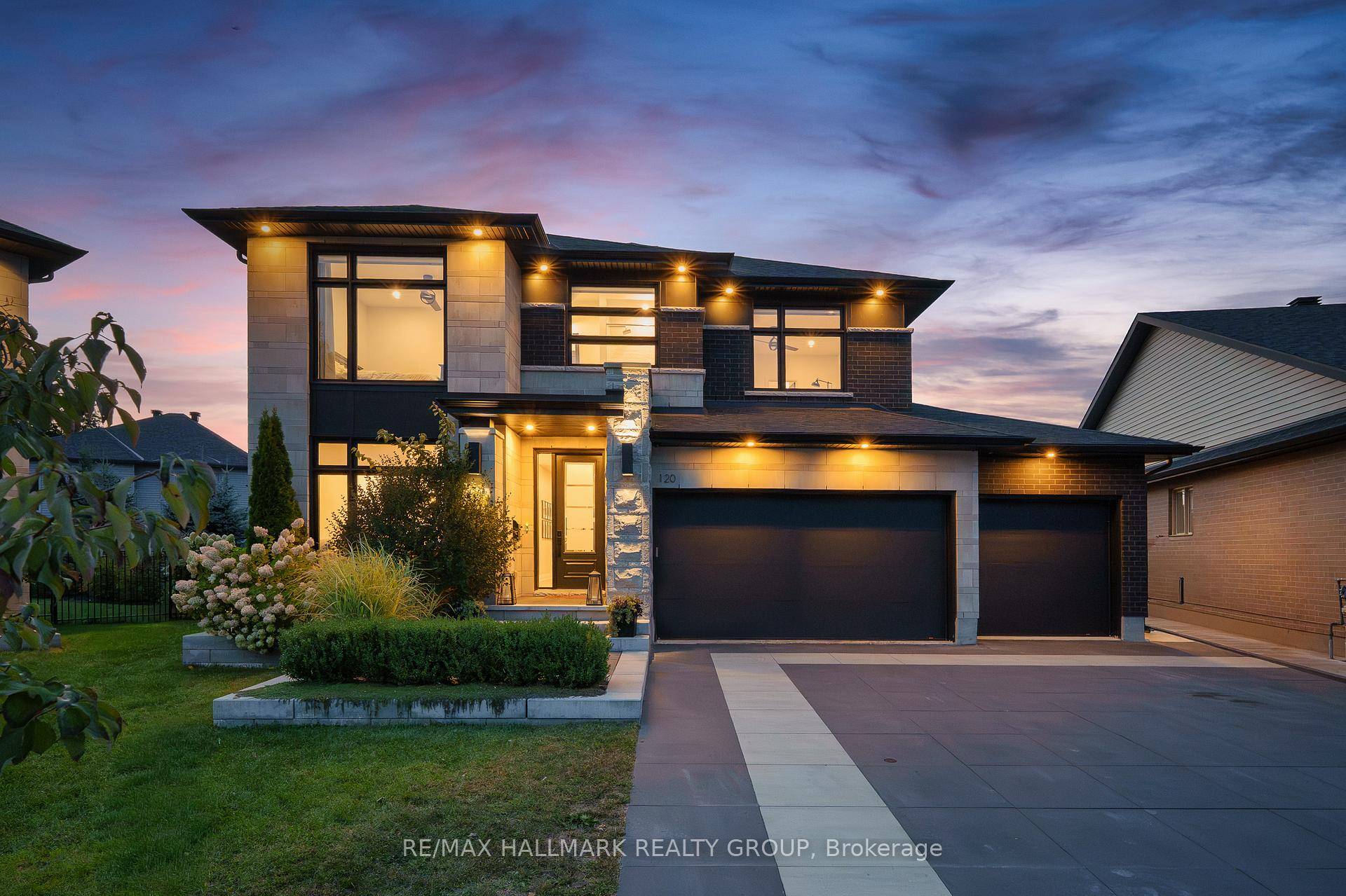 OPEN HOUSE SUNDAY, NOVEMBER 9, BETWEEN 2 4PM This stunning 5 bedroom home blends architectural sophistication with modern comfort, set in one of Orleans' most prestigious communities of Trails Edge.