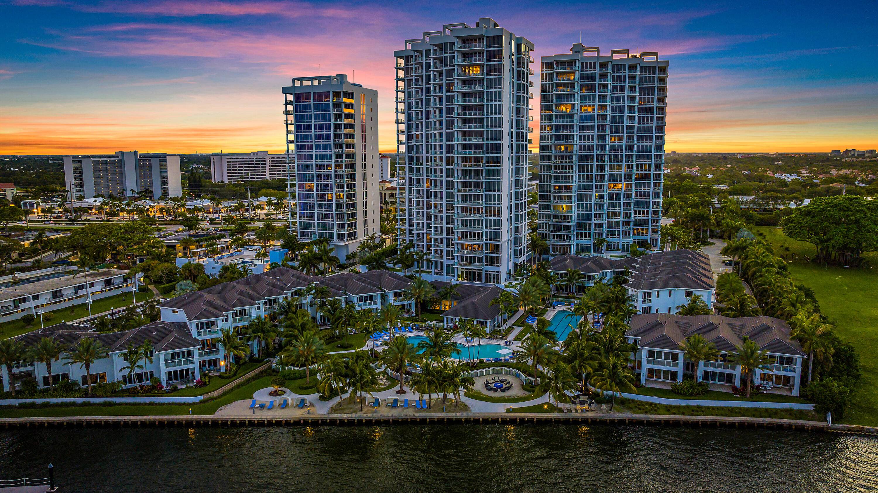 BEAUTIFULLY UPDATED AND DECORATED 9TH FLOOR CORNER RESIDENCE WITH STUNNING PANORAMIC VIEWS OF THE INTRACOASTAL, OCEAN, MARINAS AND CITY LIGHTS.