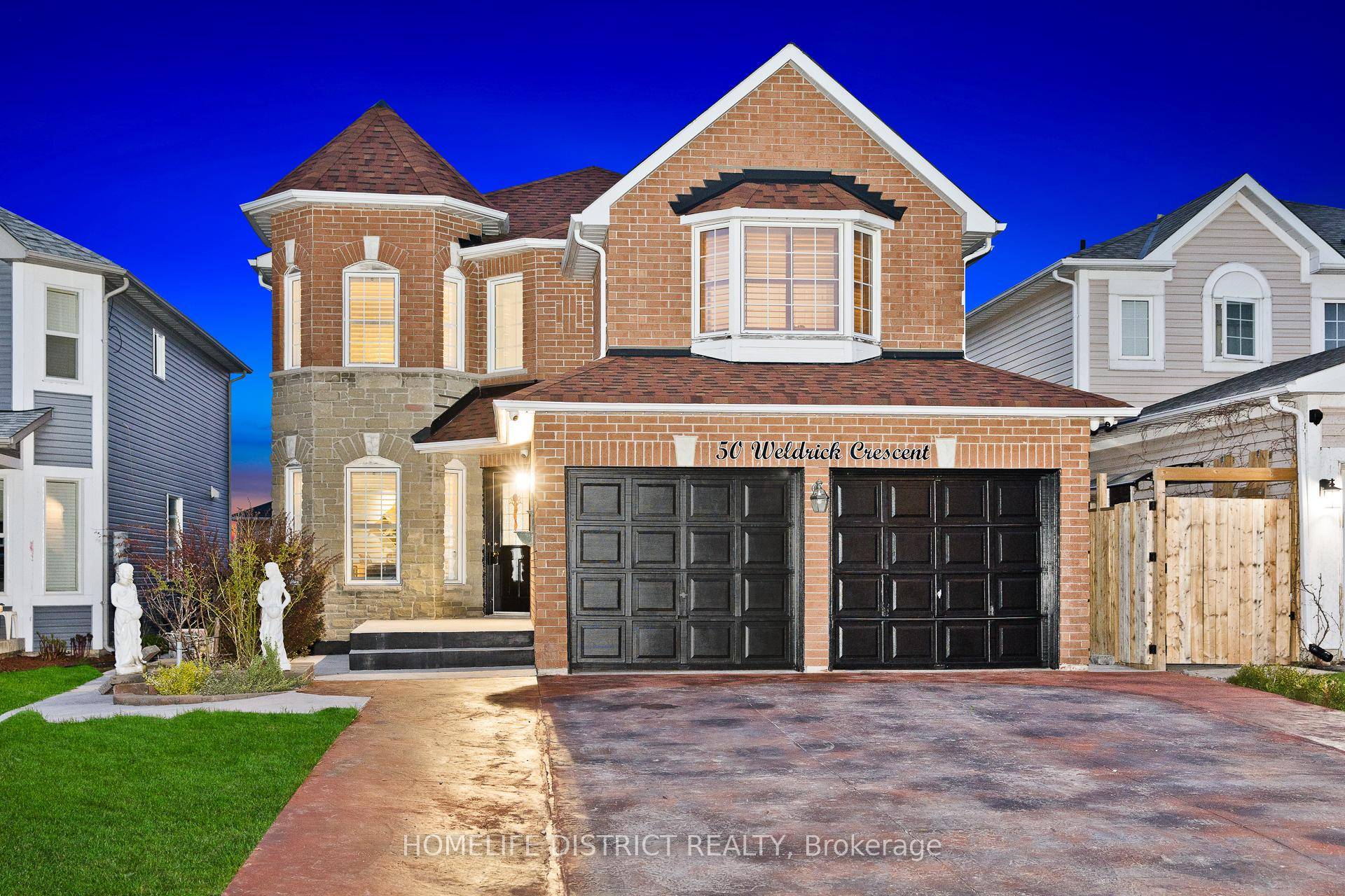 Beautifully maintained 4 bedroom, 4 bathroom detached 2 storey home.