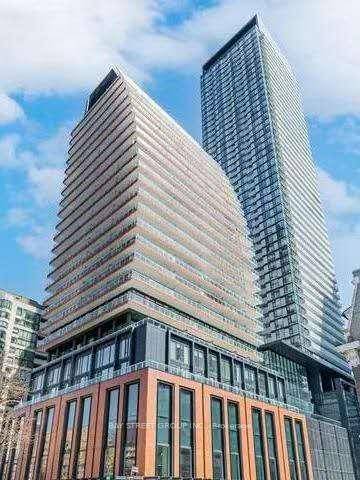 Luxury Teahouse Condos In The Core Of Downtown.