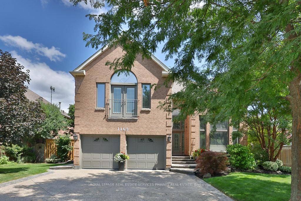 Set on an expansive 89 x 104 ft premium lot on one of the most desirable streets in Clearview, this impeccably maintained home offers the perfect balance of comfort, elegance, ...