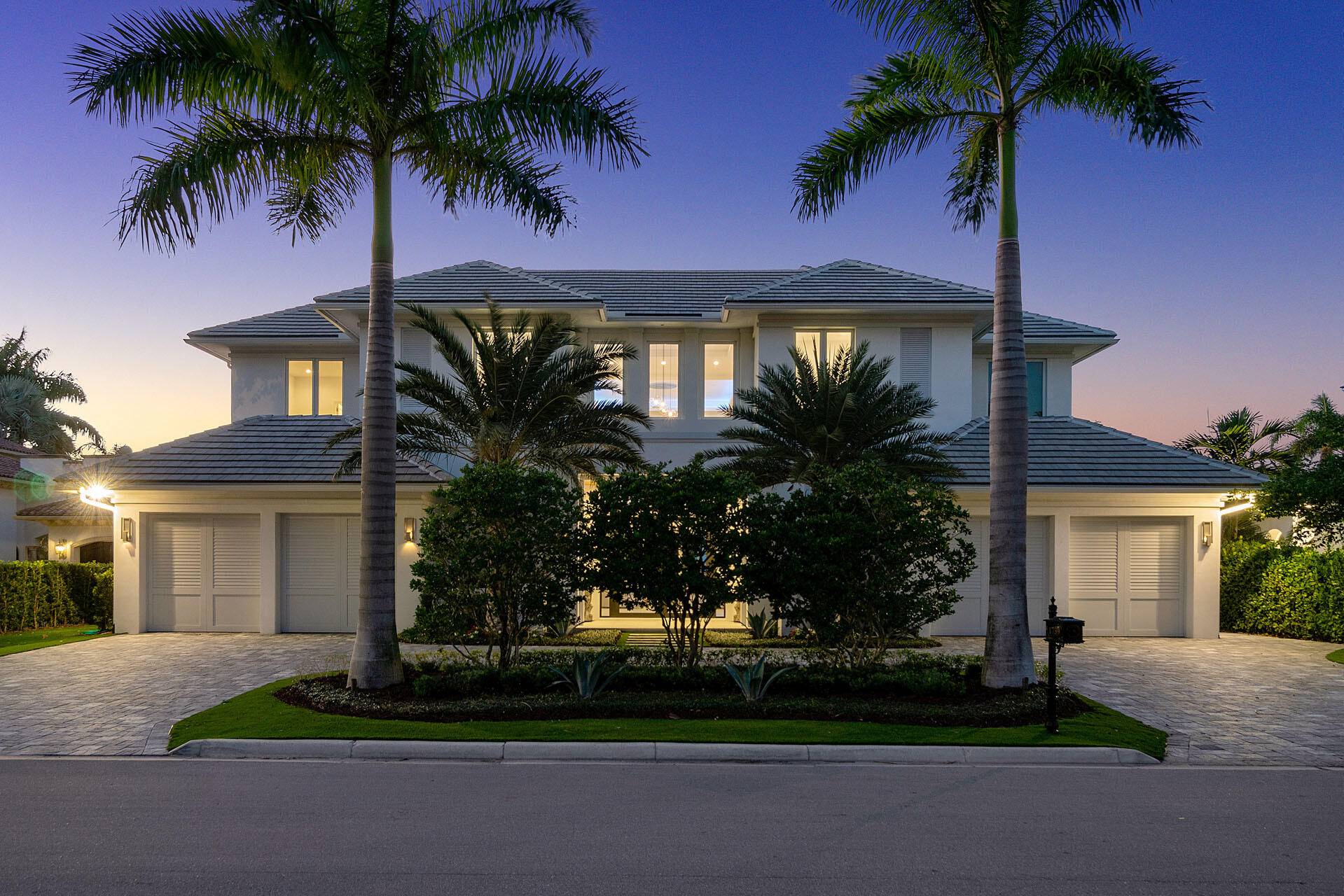 HOME SHOWS AS A 4 BEDROOM HOME.