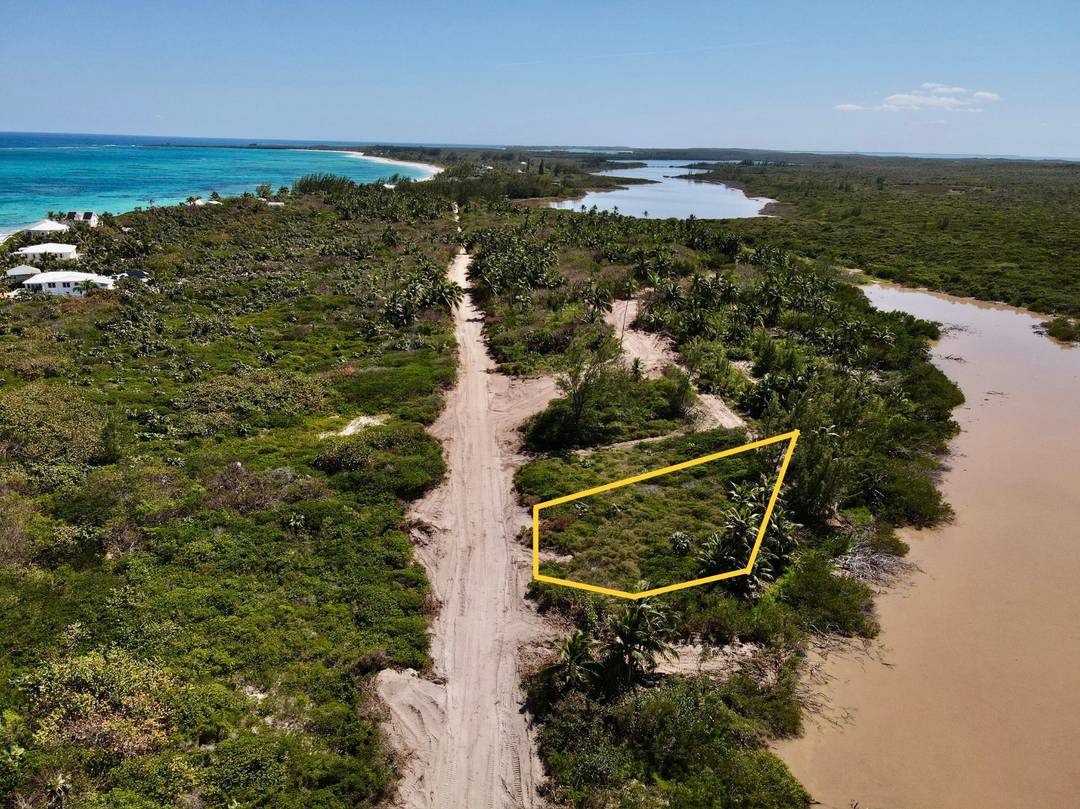 DOUBLE BAY LAKE LOT# 2B Land Eleuthera