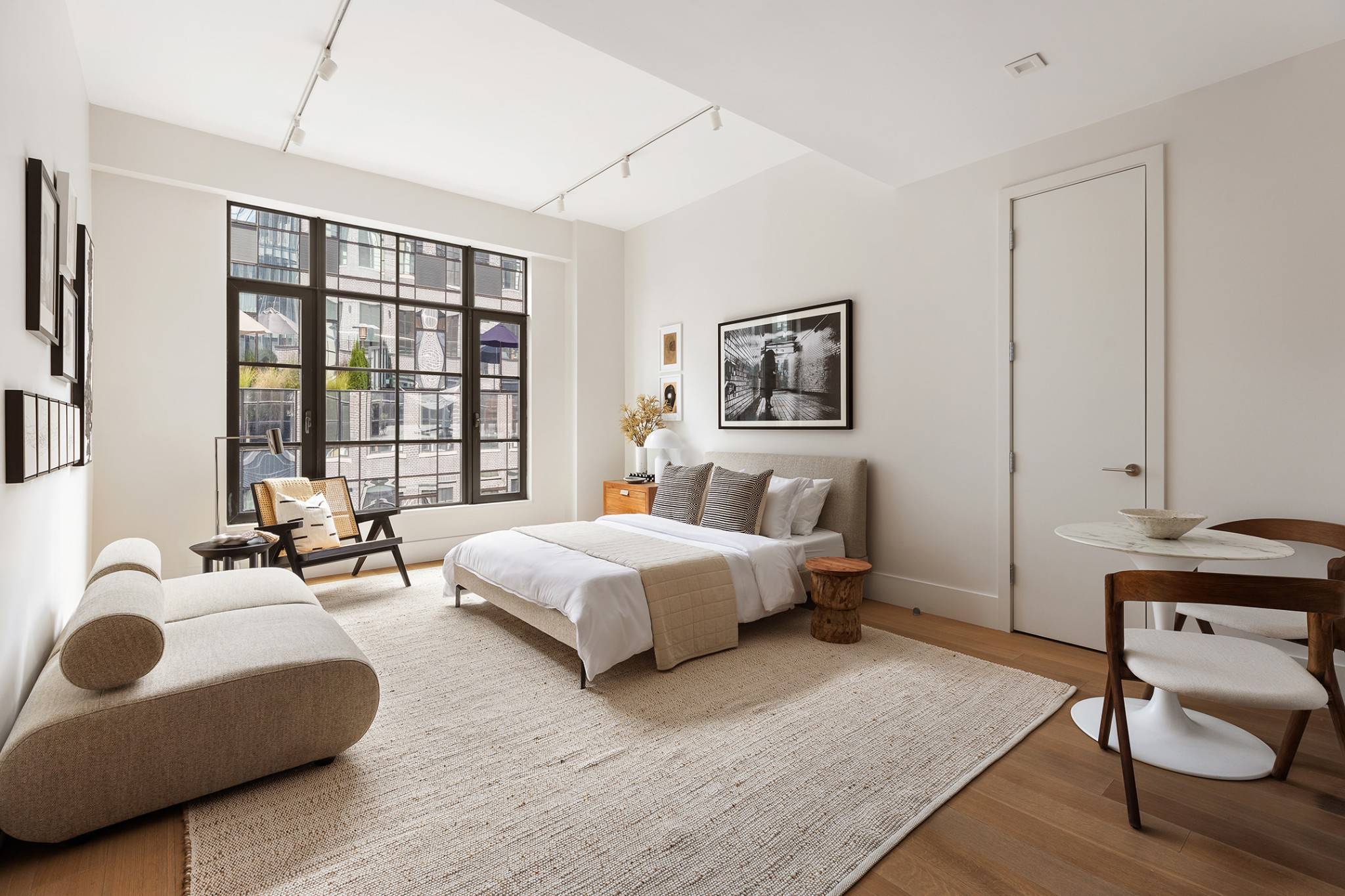 Welcome to this stunning studio home, where soaring 10.