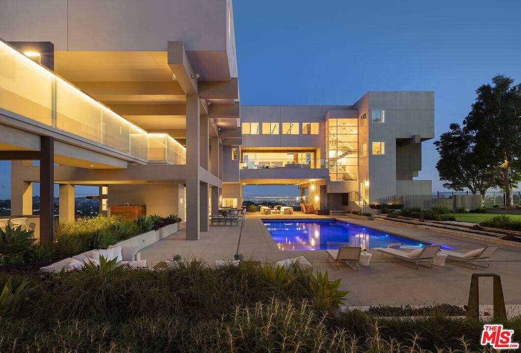 15210   Antelo Pl 7BR Bel Air La