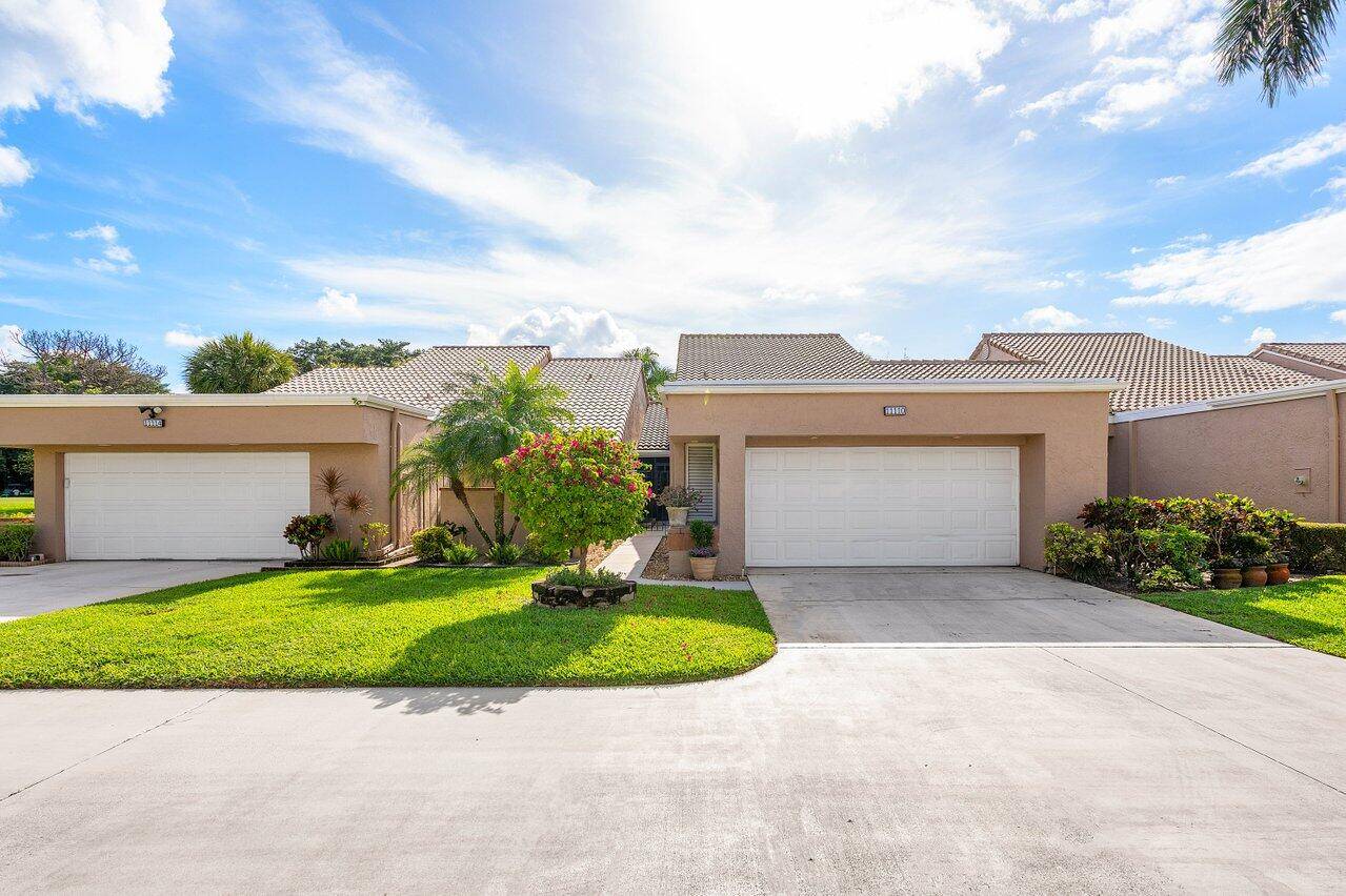 Discover your dream home nestled in the heart of Indian Springs, an exclusive community with fantastic GOLF COURSE views.