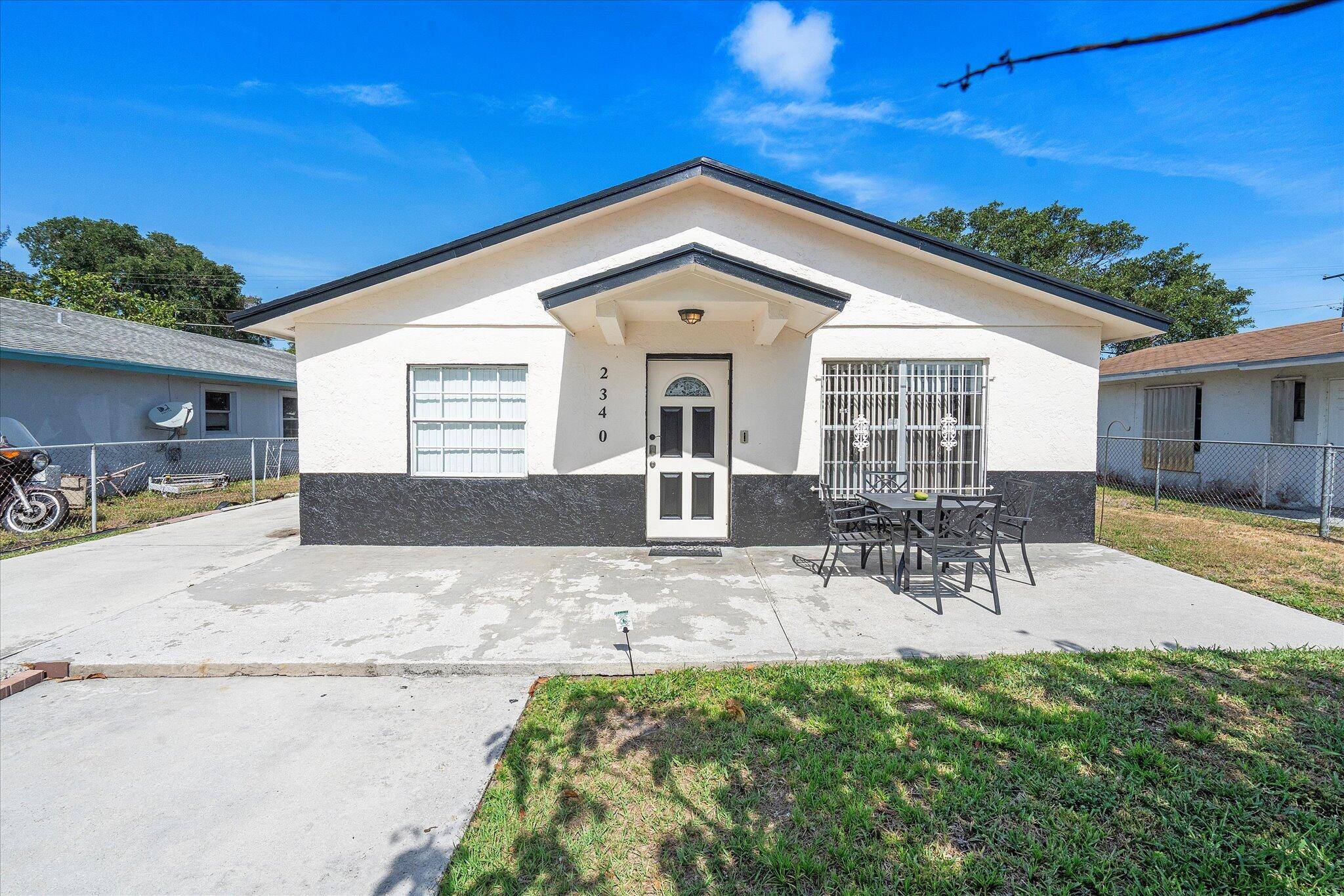 Spacious 3 bedroom plus oversized DEN, 2 bathroom, CBS home on a private 0.