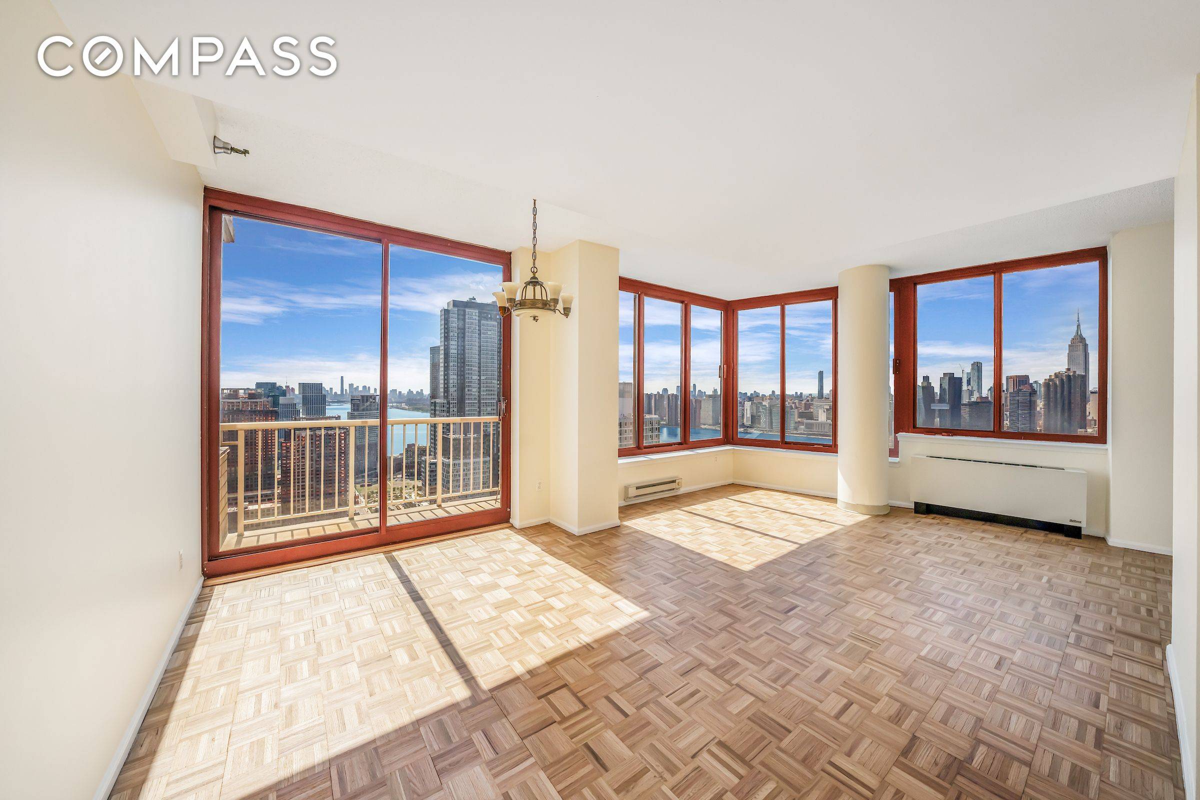 Welcome to this stunning top floor penthouse located in the desirable Hunters Point section of Long Island City, Queens, NY.