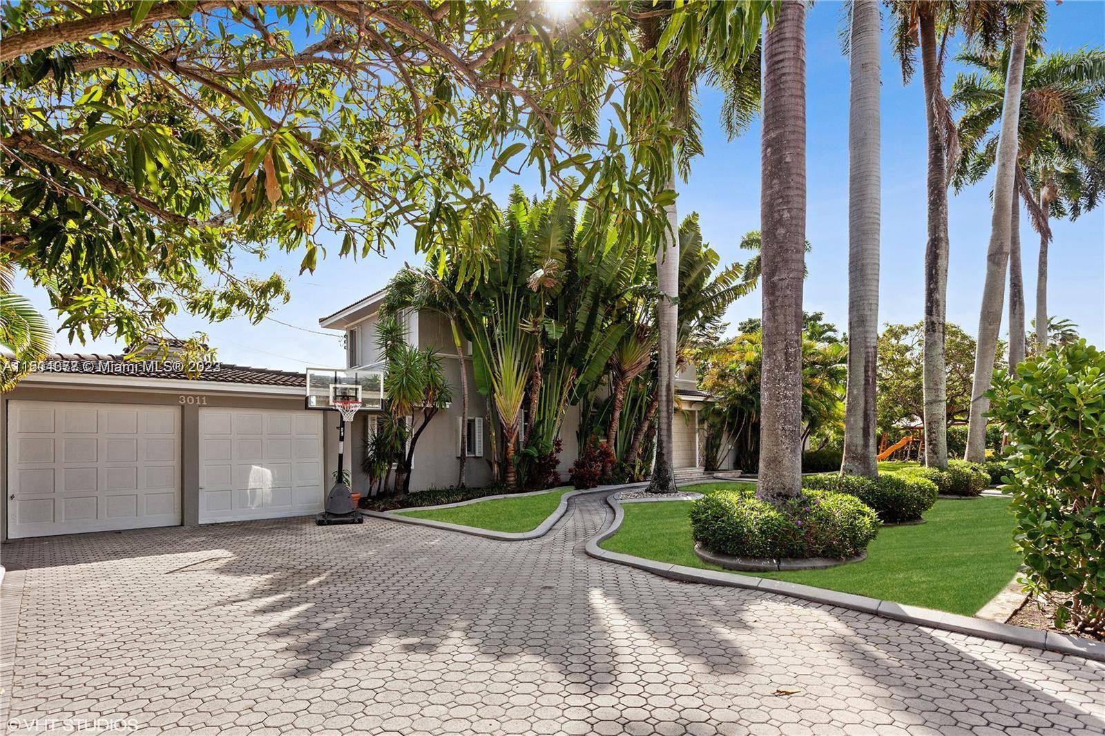 4, 022SF, Five Bedroom Den 5 Bath Home in perfect location.