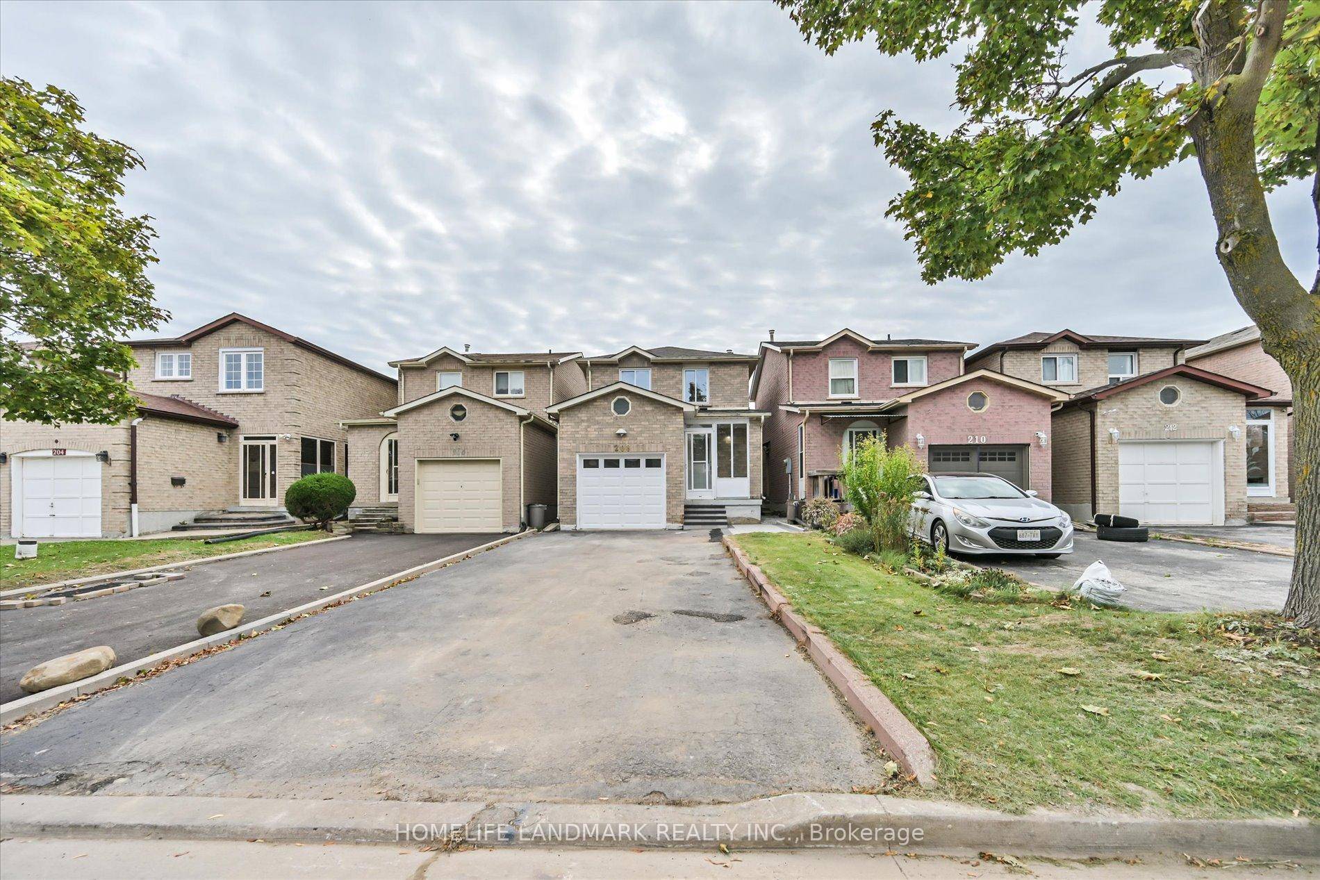 Lucky Number 208 ! Situated on a quiet street in the highly convenient Milliken community of Markham, this gorgeous newly renovated home features 3 spaciousbedrooms plus a finished basement, showcasing ...