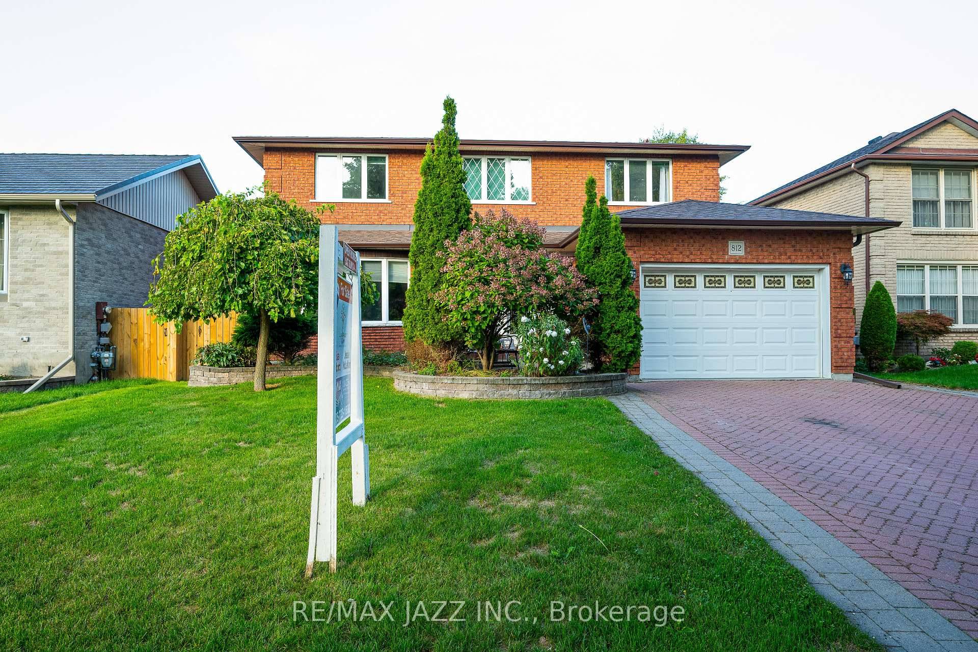 OPEN HOUSE SUNDAY, OCTOBER 19TH 2 TO 4 PM !