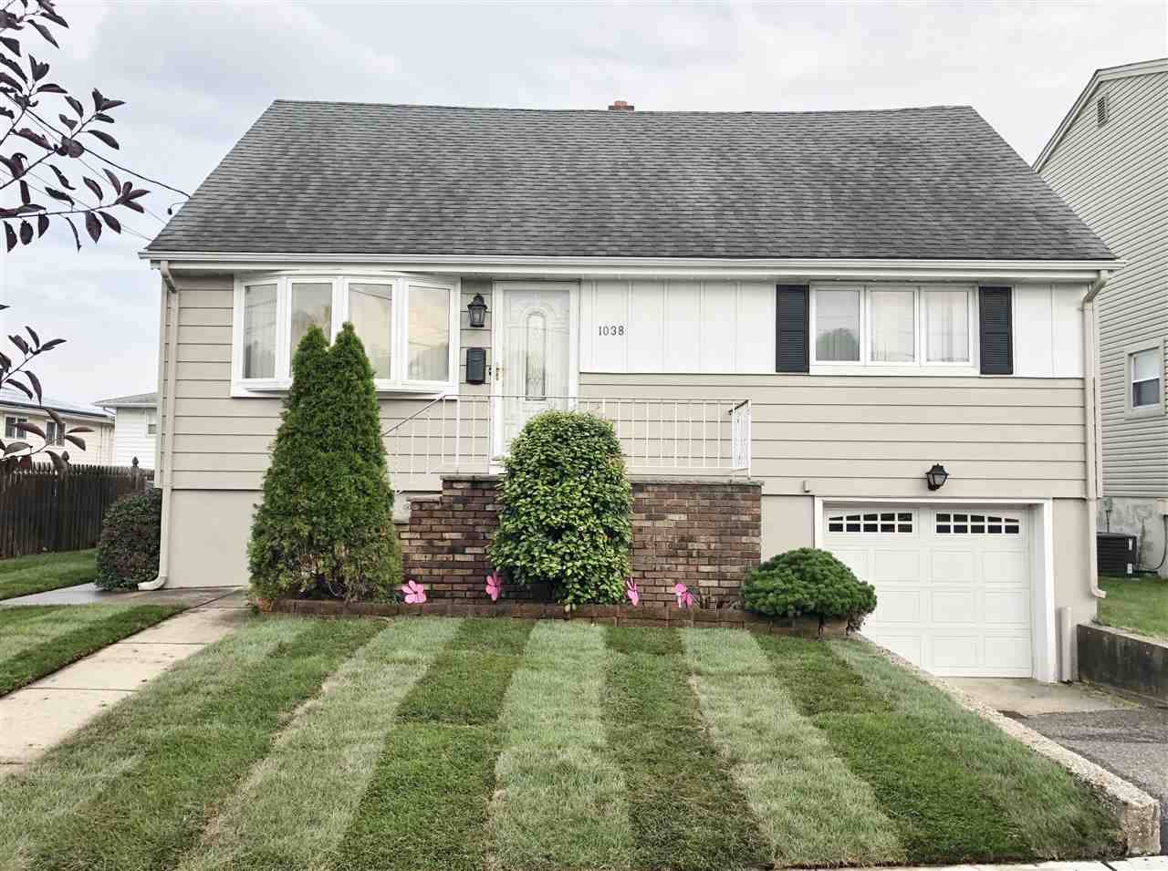 1038 GILLIS PL New Jersey