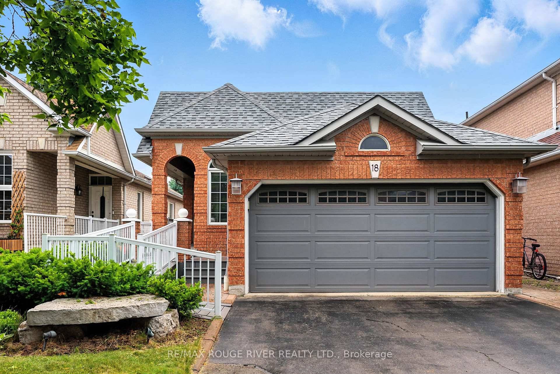 Spacious 3 1 Bedroom Bungalow with Inground Pool on Quiet Court !