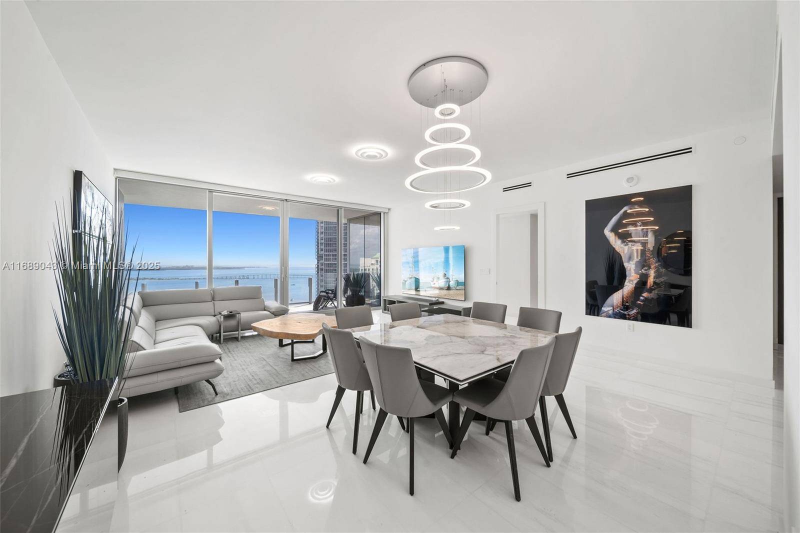 Experience luxury living in this brand new unit at the prestigious Aston Martin Residences Miami.