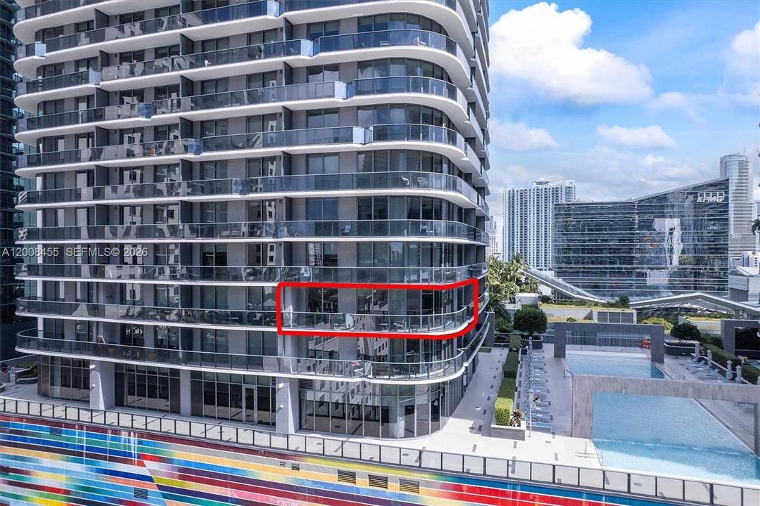 Presenting a sophisticated residence in the heart of Brickell, ideally positioned near the vibrant energy of Brickell City Centre and Mary Brickell Village.