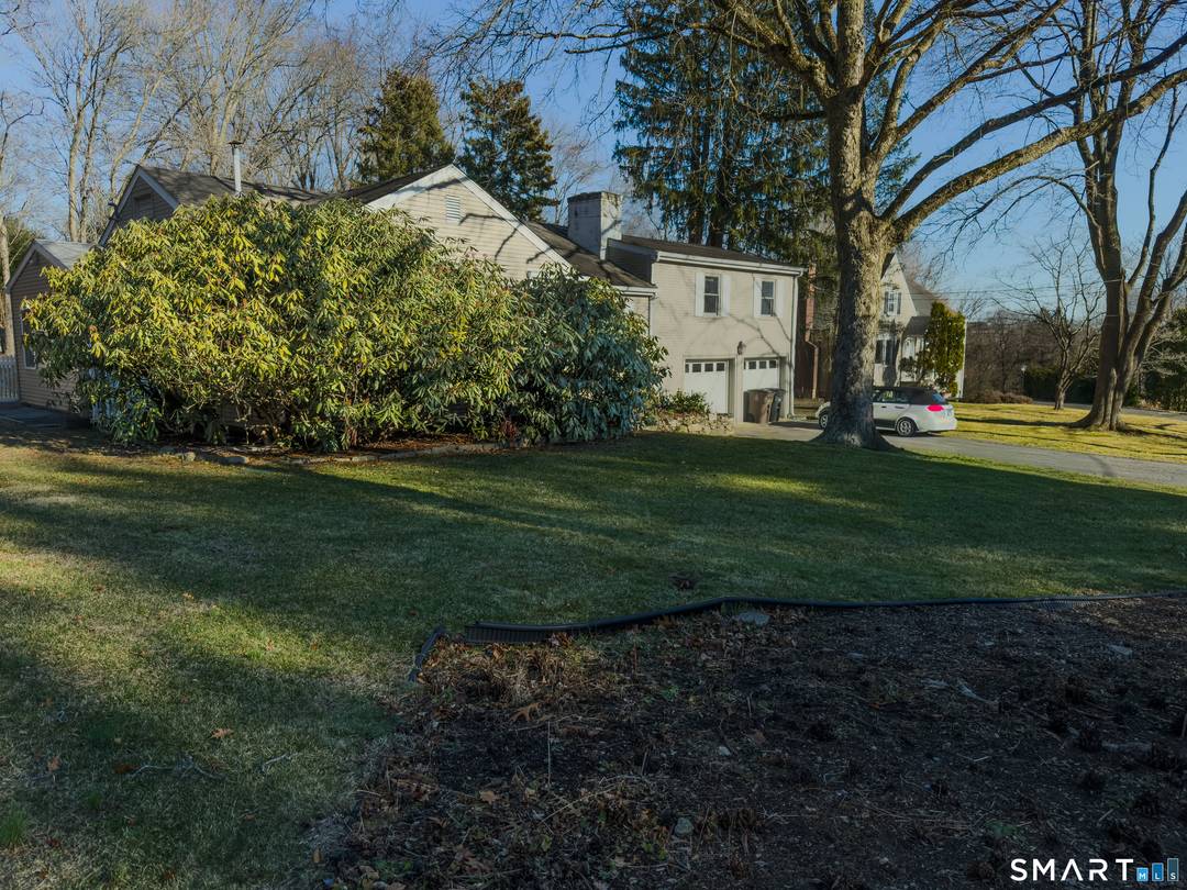 Charming Westover cul de sac retreat on over a half acre !