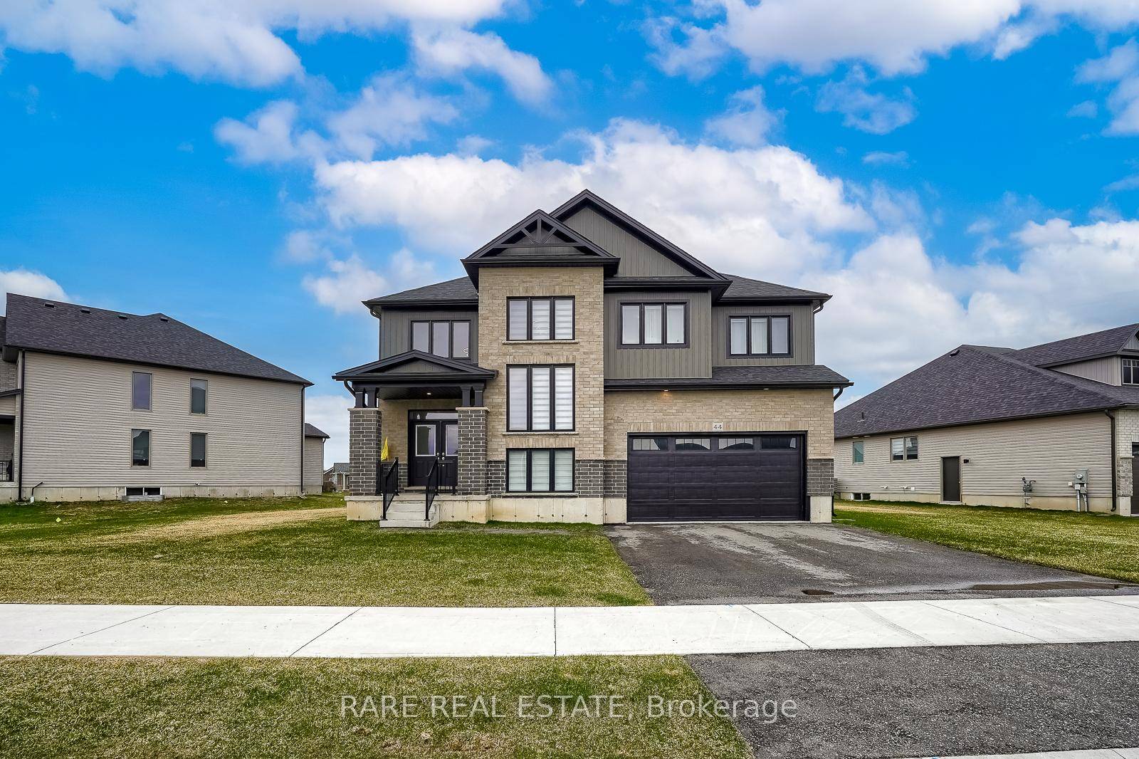 Discover Your Dream Home in Springwater !