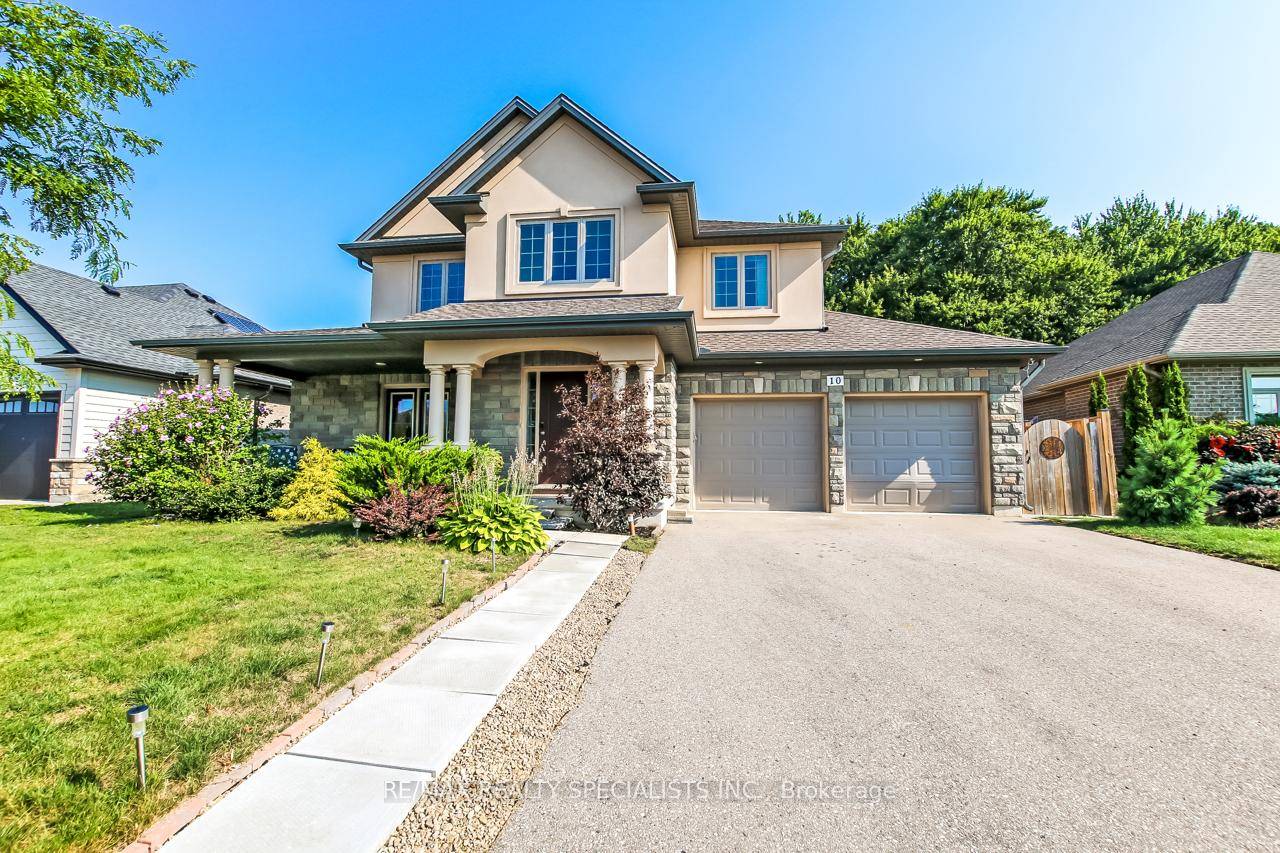 Welcome to 10 Birchall Lane with Stone Front Elevation Located in the newer Miller's Pond subdivision situated on a quiet cul de sac and just steps away from Lake Margaret's ...