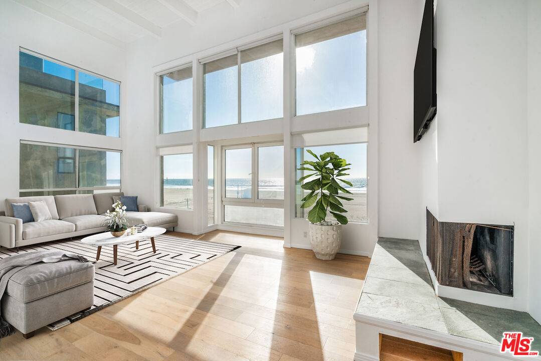 3711 Ocean Front 3BR Marina Del Rey La