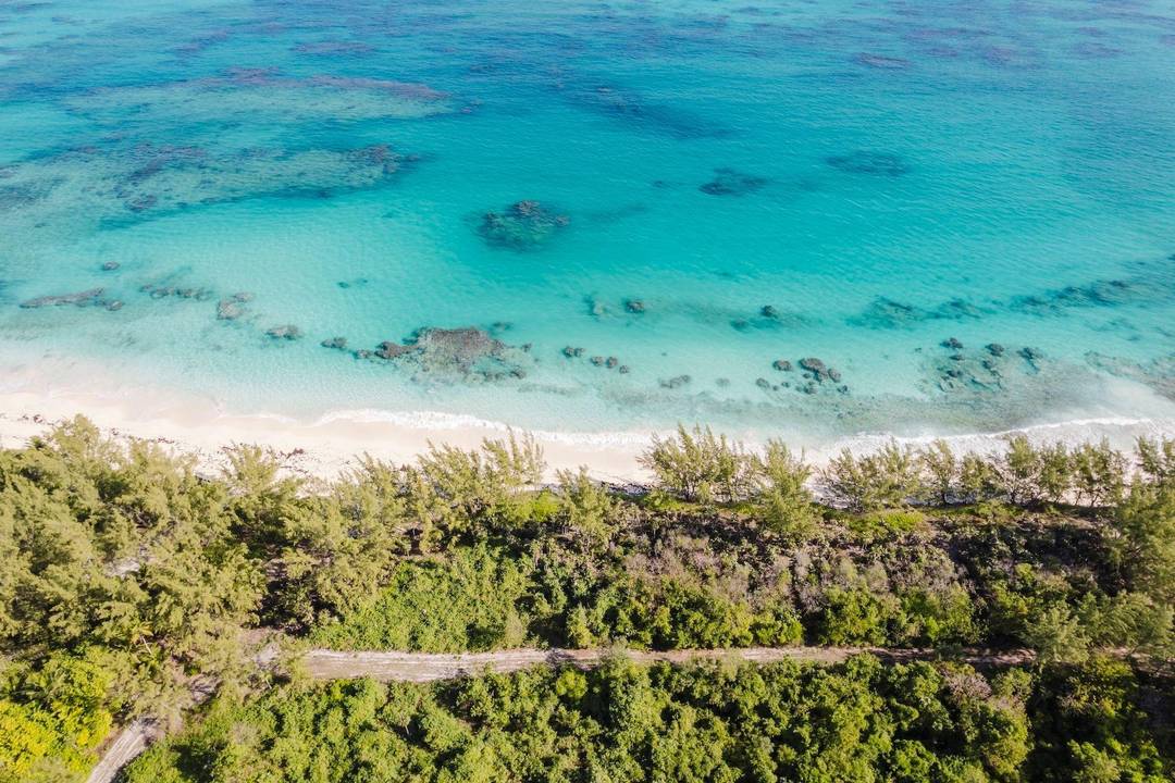 POPONI BEACHFRONT LOT Land Eleuthera