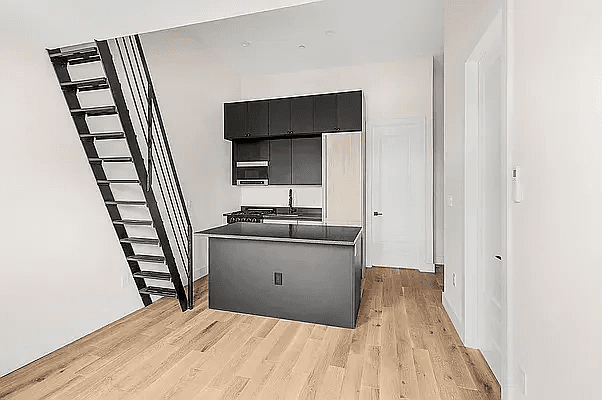 Charming Renovated 2BR 2BA with Loft in Historic Bed Stuy Townhouse Ready for a September 7th move in !