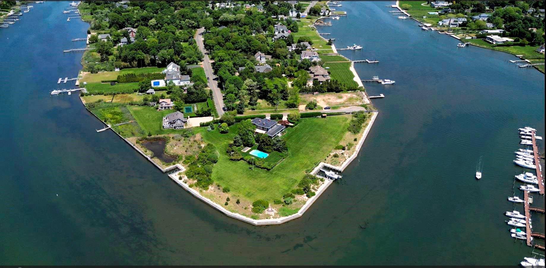 Welcome to this remarkable 5 bedroom, 3.