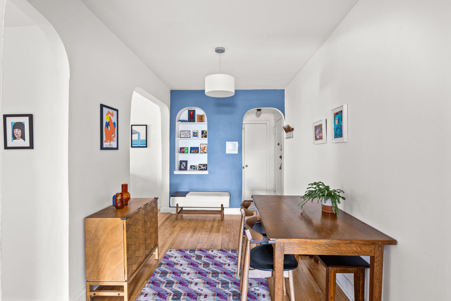 Pre War Charm Meets Modern Comfort in Prime Kensington Over 1, 000 square feet of stylish, sun soaked living awaits in this sprawling two bedroom gem tucked along tree lined ...