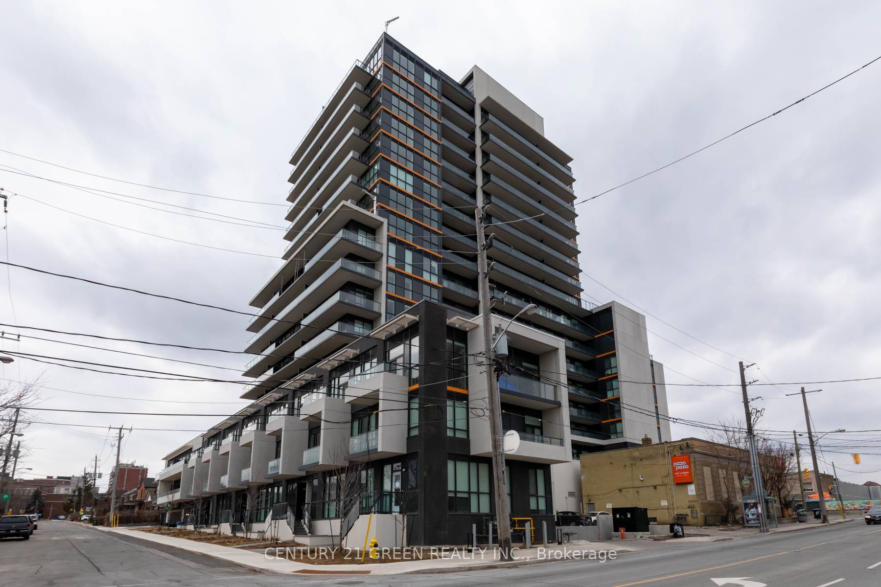 Well Kept 2 Bedroom amp ; 2 Full Bath Penthouse Available In Empire Midtown.