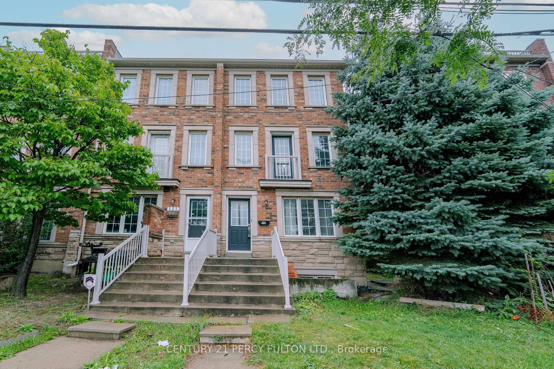 Bright amp ; Spacious End Unit Townhome Feels Like a Semi !