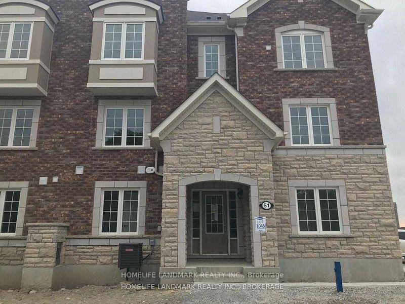 Location Location ! ! ! Specious 3 Level Freehold Townhouse Located At Queens's Landing In Whitby, Open Concept Living amp ; Dining Area With Great Room Family Room, Sunny And ...