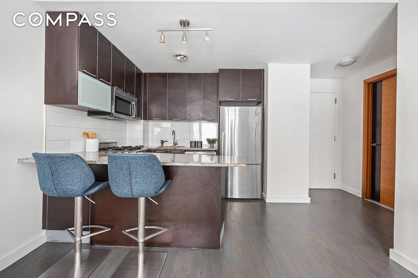 Welcome home to this lovely junior 1 bedroom condominium apartment with private balcony.