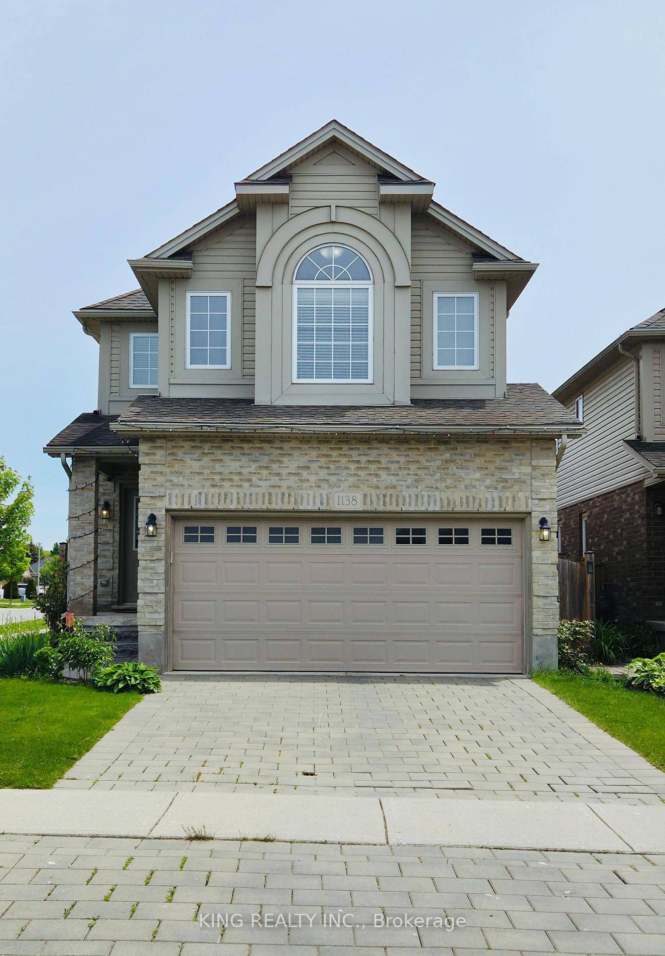 Welcome to 1138 Sandbar Street, located in desirable NW london community with great proximity to UWO and other amenities.