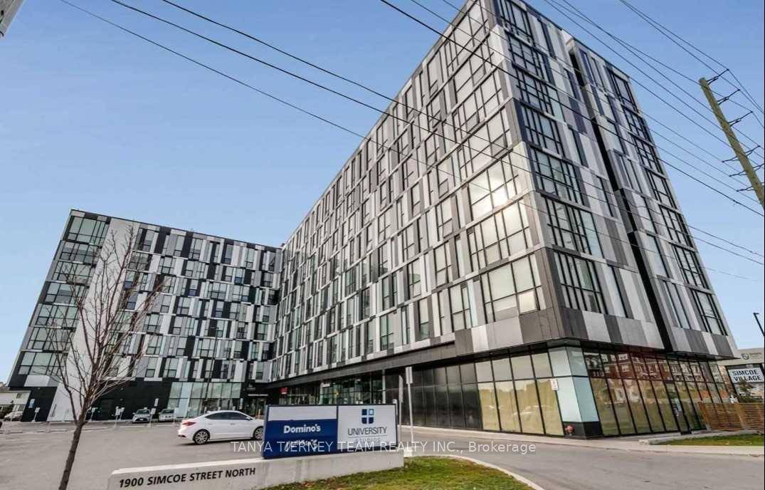 Situated in North Oshawa amp ; walking distance to The University of Ontario Institute of Technology UOIT, Durham College, public transit, parks, shops amp ; more !