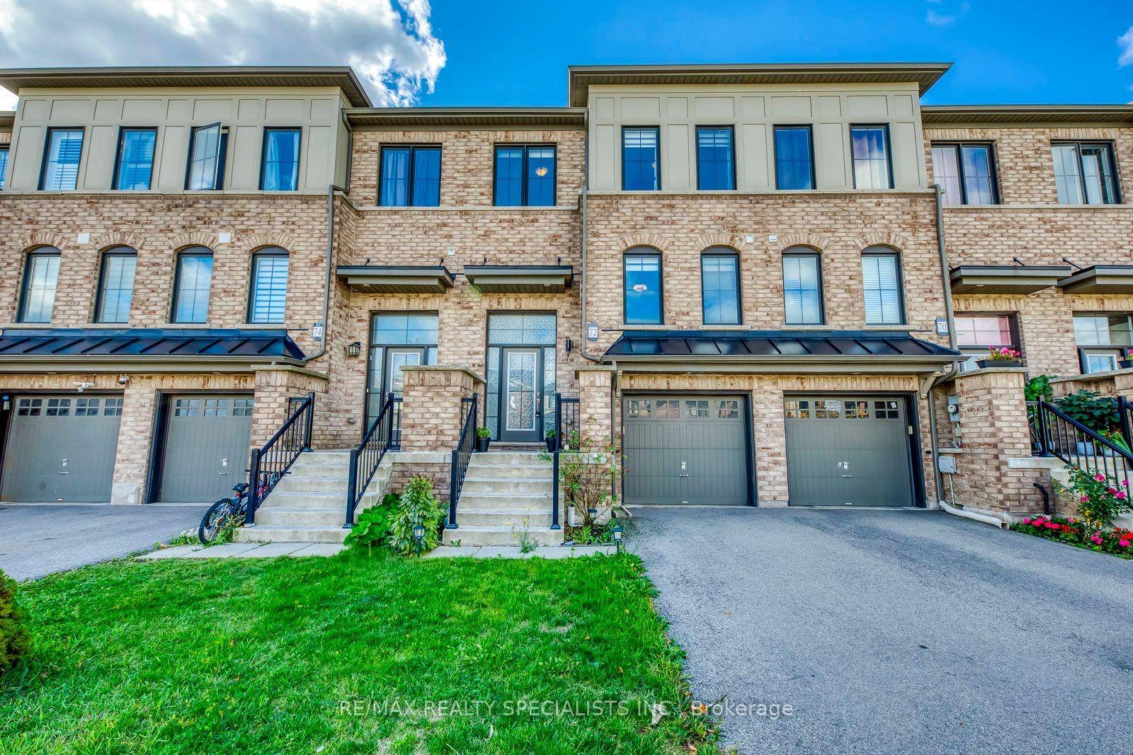 Beautifully maintained 3 bedroom, 3 washroom freehold townhome in the highly sought aftet Stoney Creek Mountain neighbourhood.