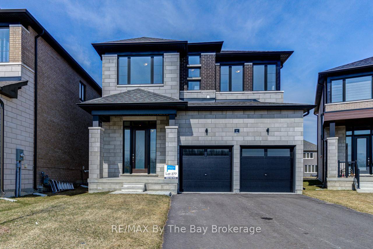 Zancor Homes 'Coldwater' floor plan with 2, 270 sq ft in a modern elevation C.