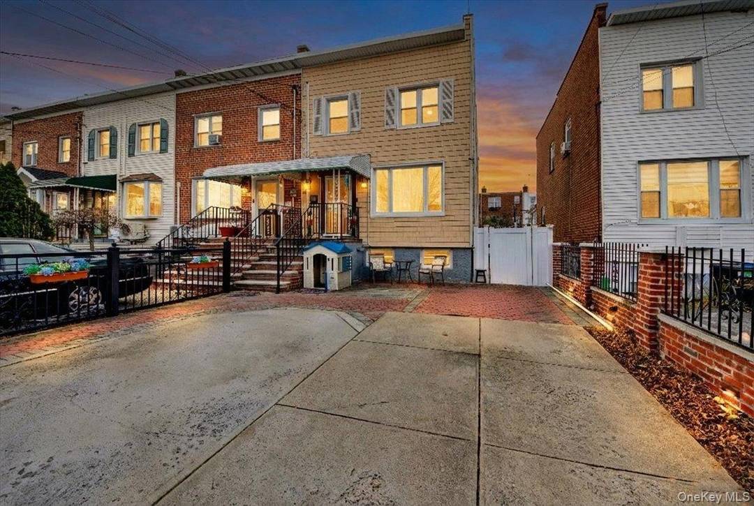 Act fast this exceptional single family home in the highly coveted Throgs Neck neighborhood will NOT stay on the market long !