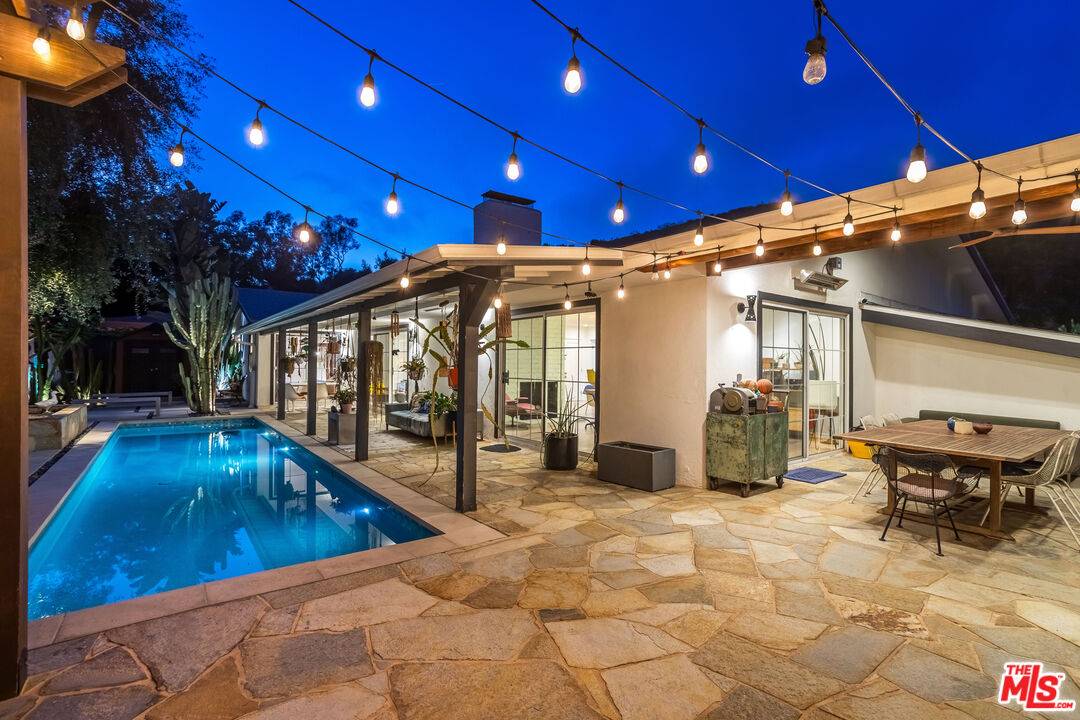 6570   Lakeridge Rd 3BR Hollywood Hills East La