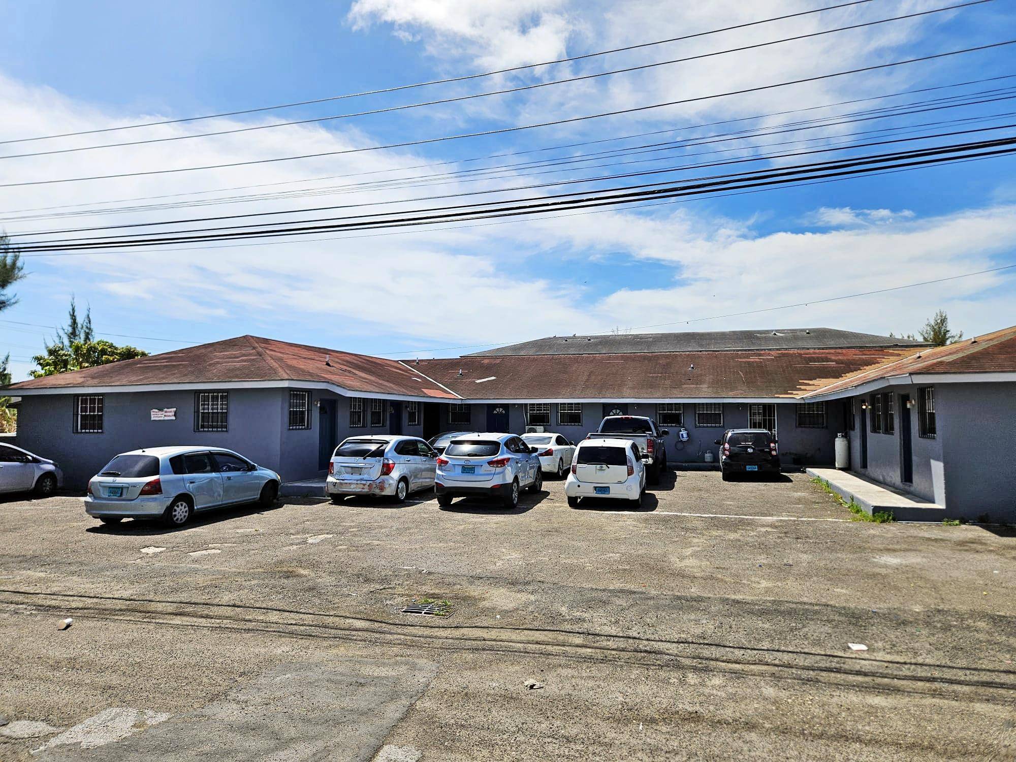 CARMEN CLOSE SUB. ROAD Apartment Complex New-Providence