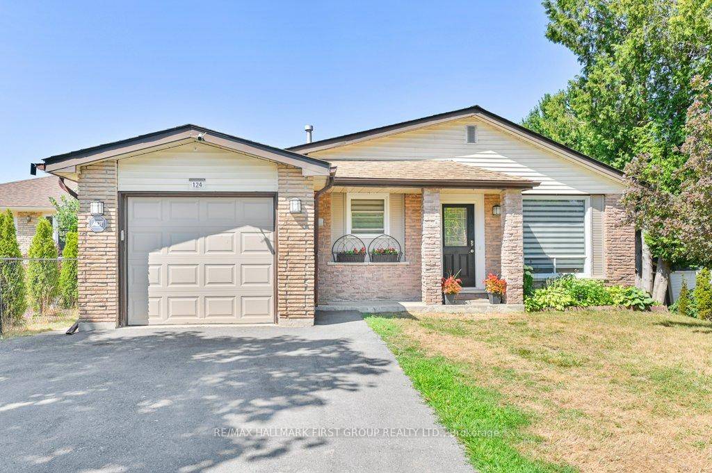 LOCATION ! LOCATION ! TUCKED AWAY ON A QUIET CUL DE SAC in Belleville's West End, quiet low traffic neighbourhood, but conveniently located walking distance to schools, parks and shopping.