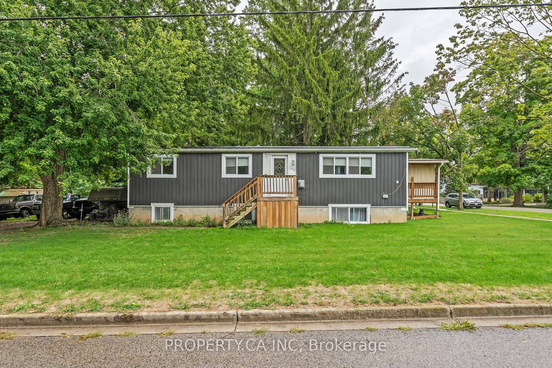 Welcome to this charming up down duplex in the heart of Parkhill, perfect for families looking for space, convenience, and flexibility.