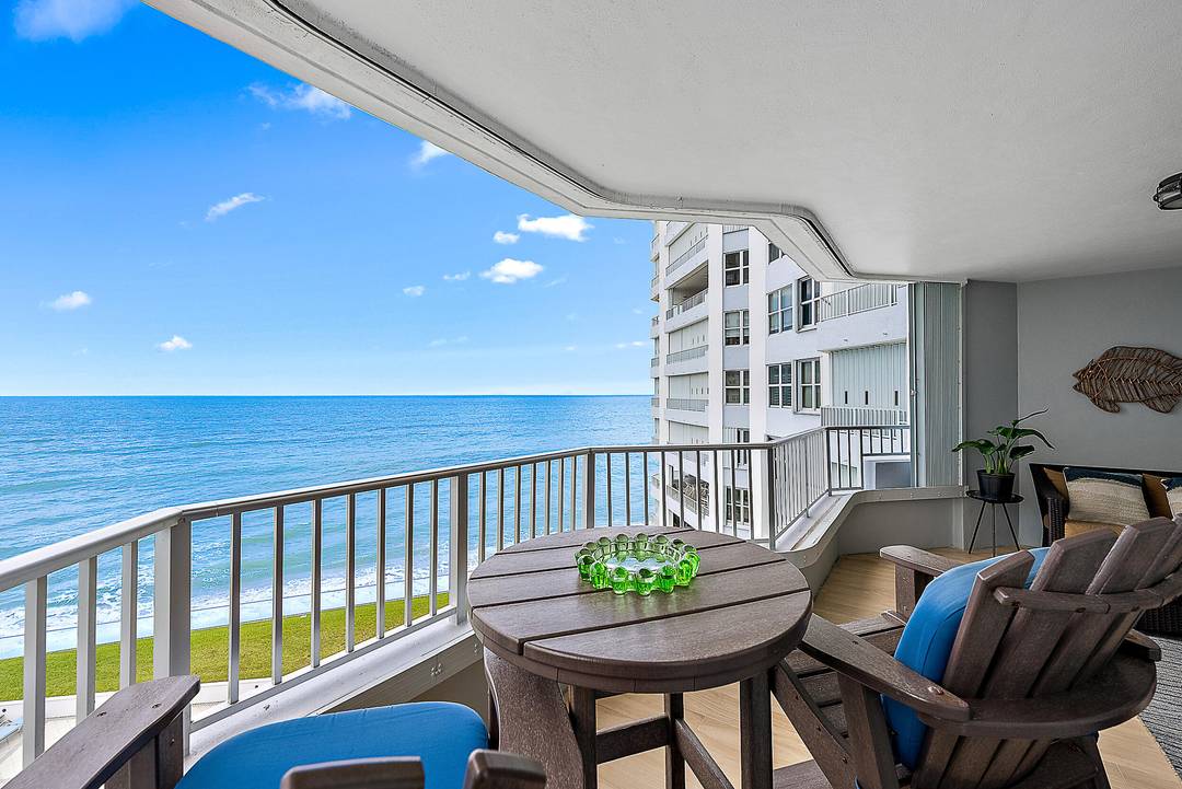 Oceanfront Living at its Finest !