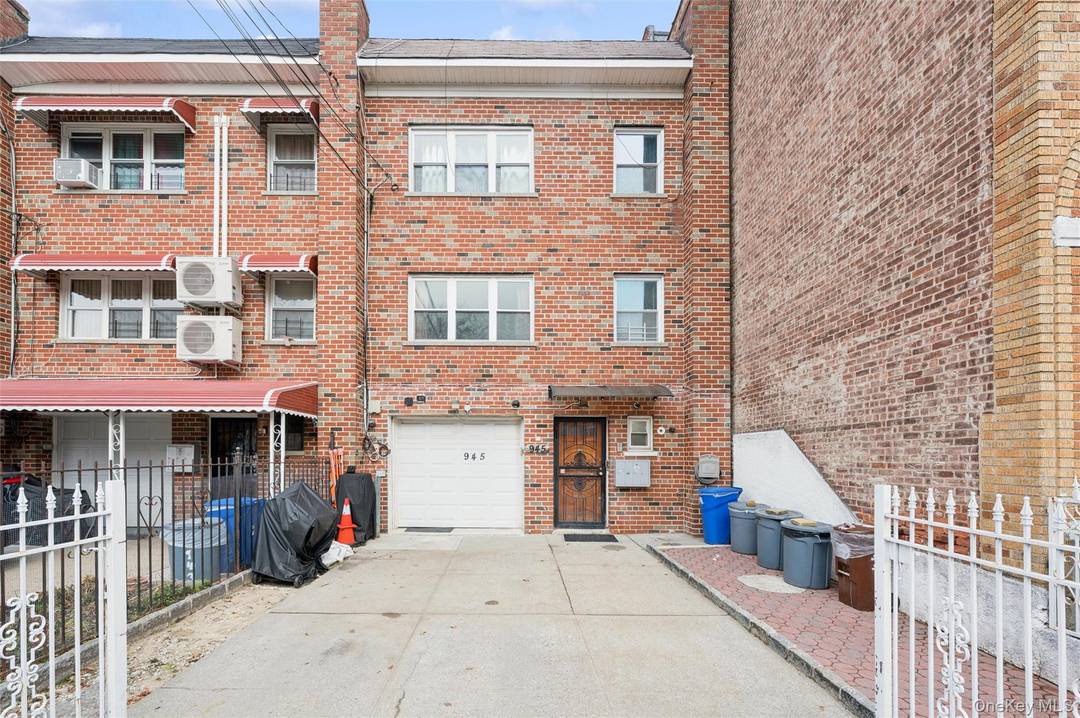 Great Investment Opportunity in the Bronx !