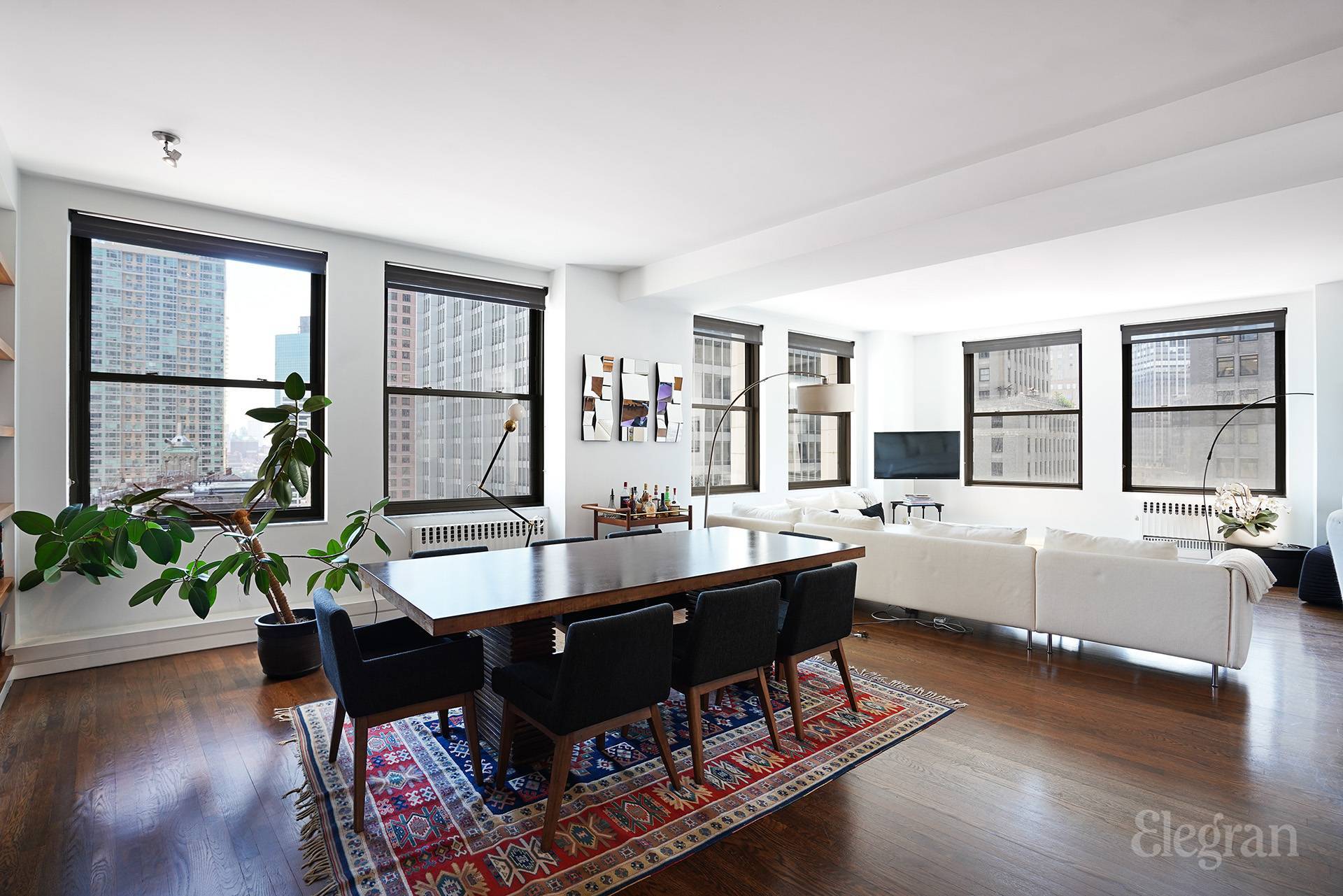 Situated in a coveted location, this contemporary apartment is waiting for you to move in !