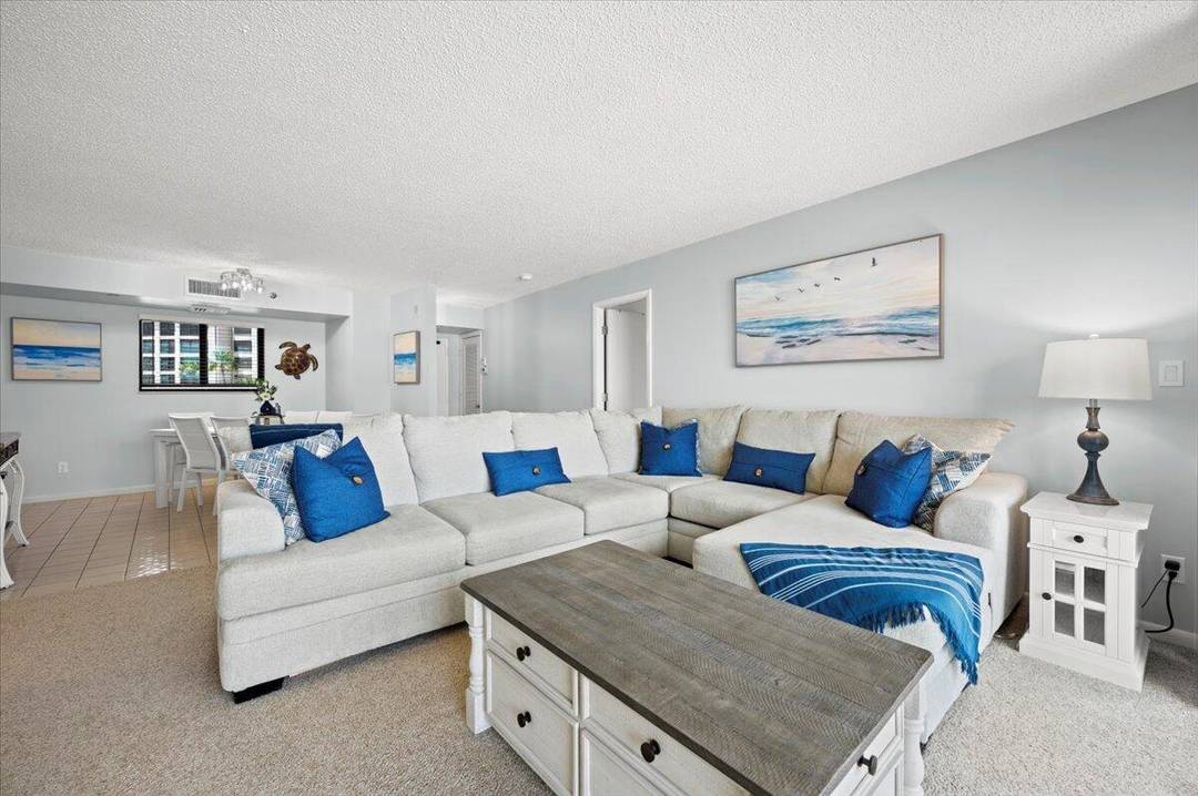 Seasonal Oceanfront Luxury at Jupiter Beach Embrace the ultimate coastal lifestyle in this beautifully appointed 2 bedroom, 2 bath beachfront condo, perfectly situated in the highly sought after Ocean Trail ...