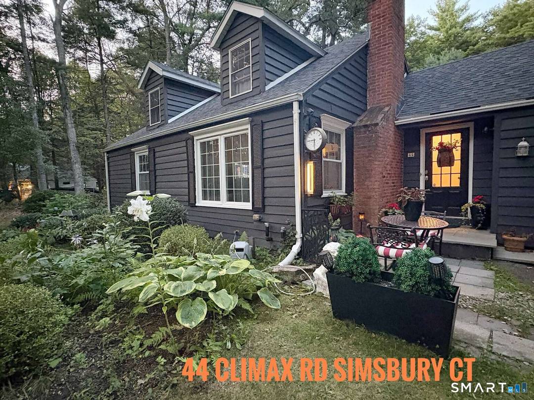 Lovely Simsbury location.