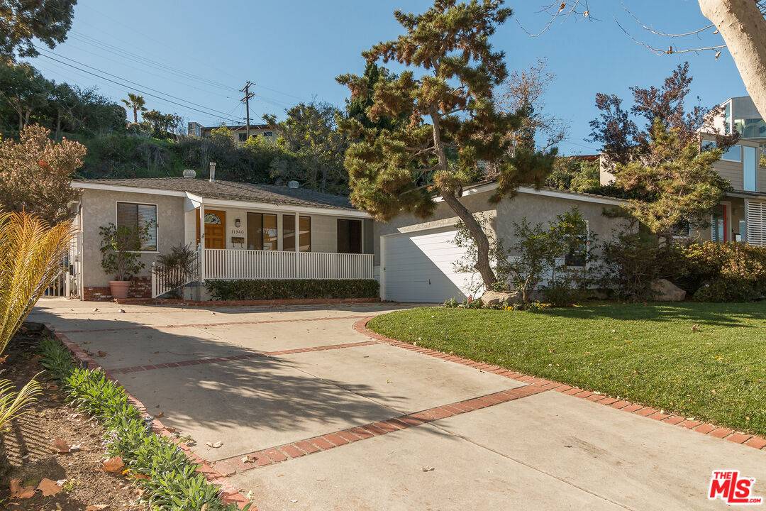 11940 Woodbine St 3BR Marina Del Rey La