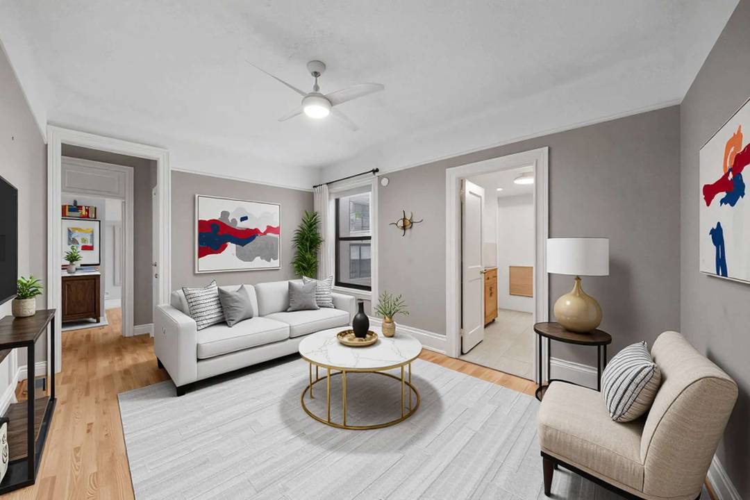 Welcome to your very own pent house in the heart of Morningside Heights, a rare HDFC co op with no income or resale restrictions and exceptional value.