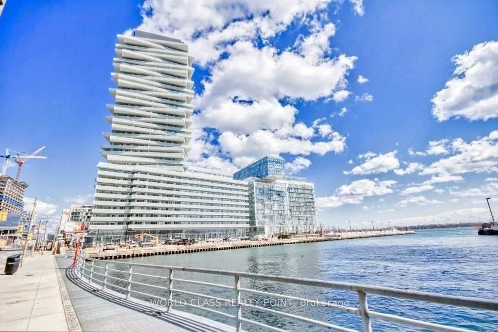 Gorgeous Luxury 2 Bed 2 Bath With Clear Water View In Dream Waterfront Oasis At Foot Of Yonge St In Heart Of Toronto In World Class Pier 27 Condo.