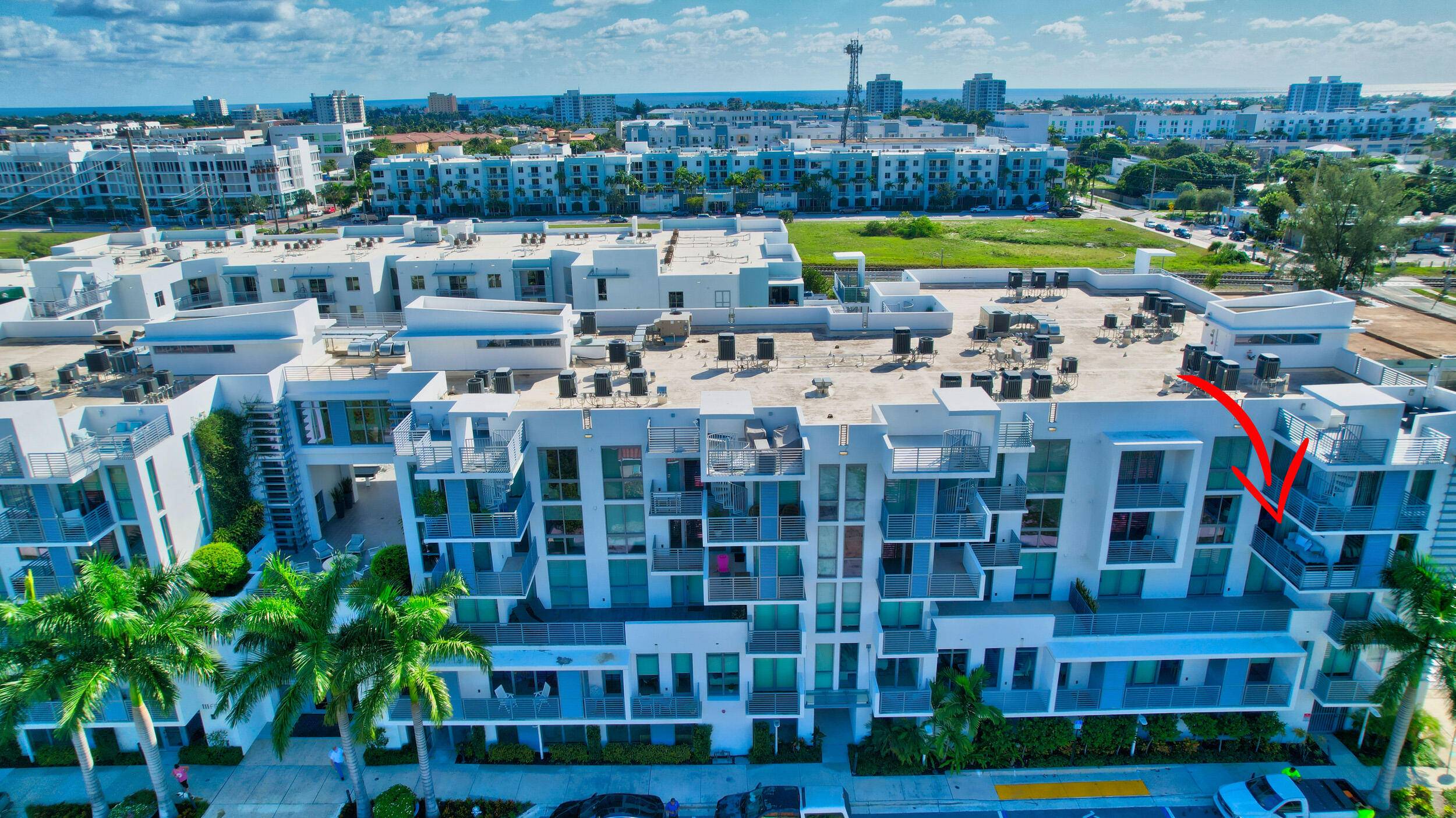 Luxury, turnkey rental available for off season, annual furnished or 2026 season.