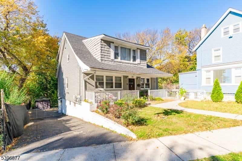 True hidden gem in one of Kearny ?